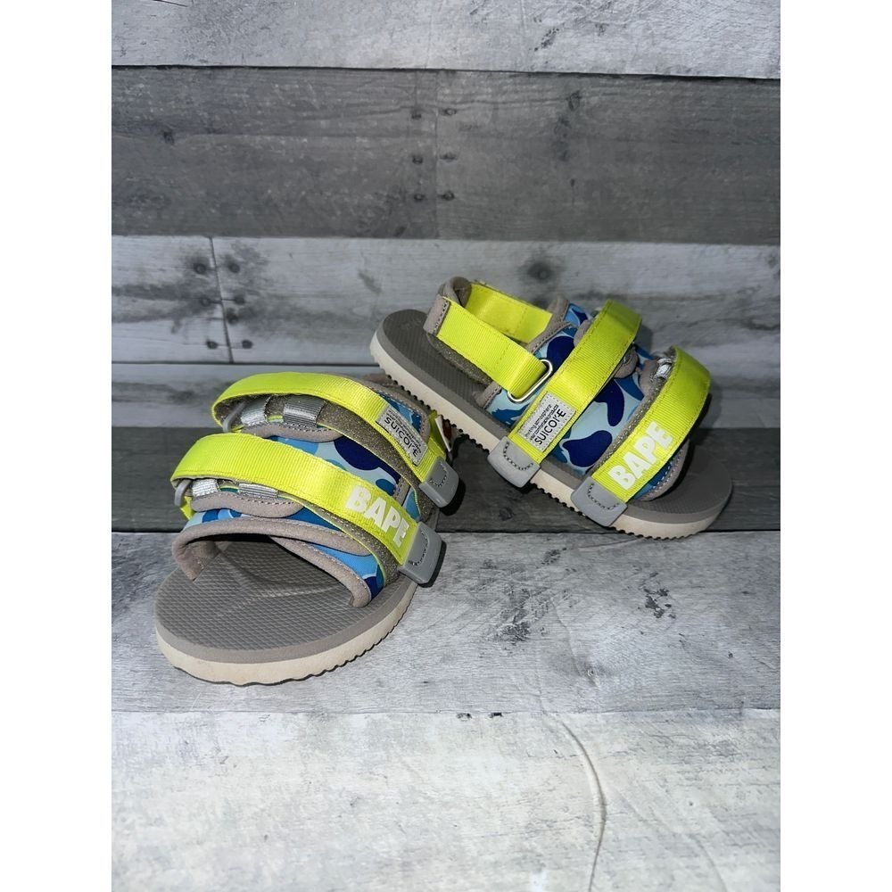 BAPE x Suicoke Neon Camo Sandals Summer Beach Outdoor Sz US 13K
